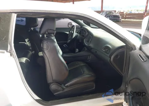 2015 Dodge Challenger R/T Plus from USA, damaged, VIN 2C3CDZBT6FH702720